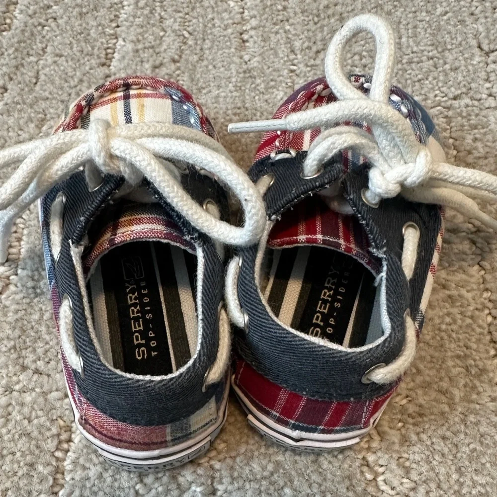 Tiny Bahamas Sperry boat shoes